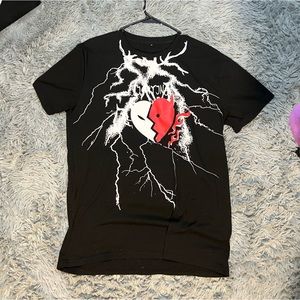 graphic tee